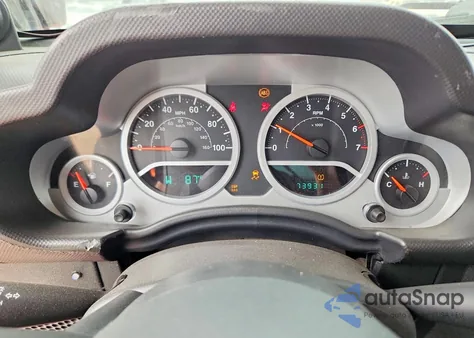 2010 Jeep Wrangler Sport из США, поврежденный, VIN 1J4AA2D16AL170633